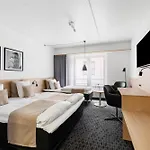 Western Hotel 4*