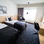 Western Hotel 4*