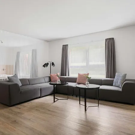Western Hotell 4*