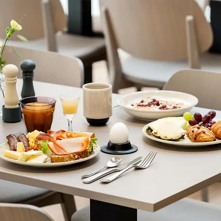 מלון Western אודנזה